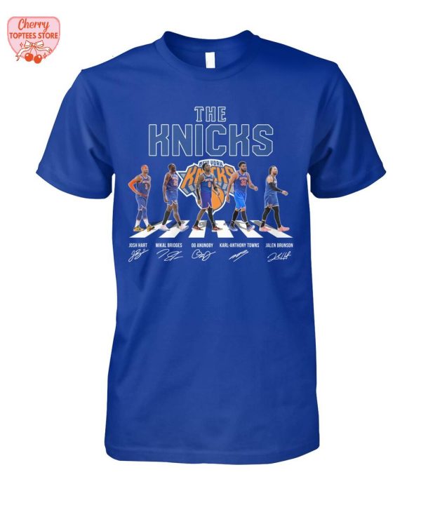 The New York Knicks All Team Basketball Signatures T-Shirt