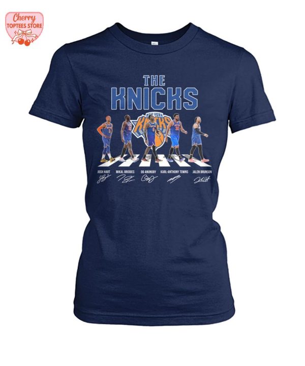The New York Knicks All Team Basketball Signatures T-Shirt