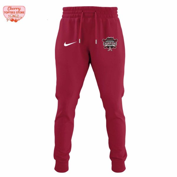Arkansas Razorbacks 2025 NCAA Division Baseball Super Regional Champions Hoodie